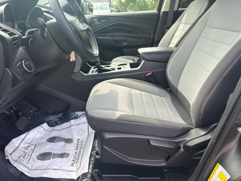 Used 2019 Ford Escape S FWD image 11