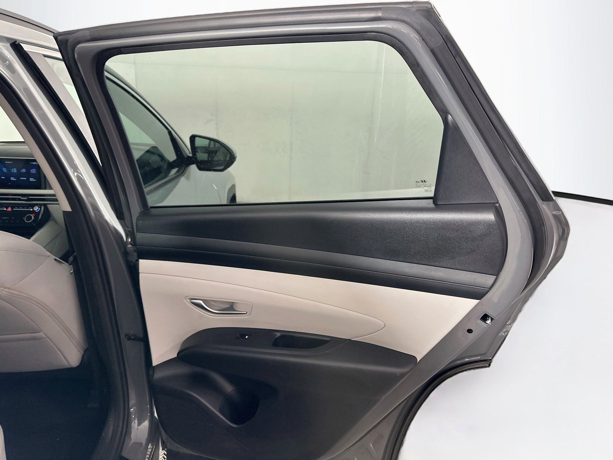 Used 2025 Hyundai Tucson SEL AWD/4WD image 30