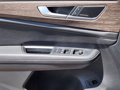 New 2025 Volkswagen Atlas SEL Premium R-Line image 3