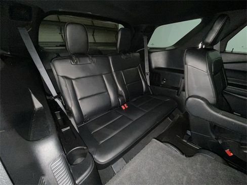 Used 2020 Ford Explorer Limited w/ Class III Trailer Tow Package image 24