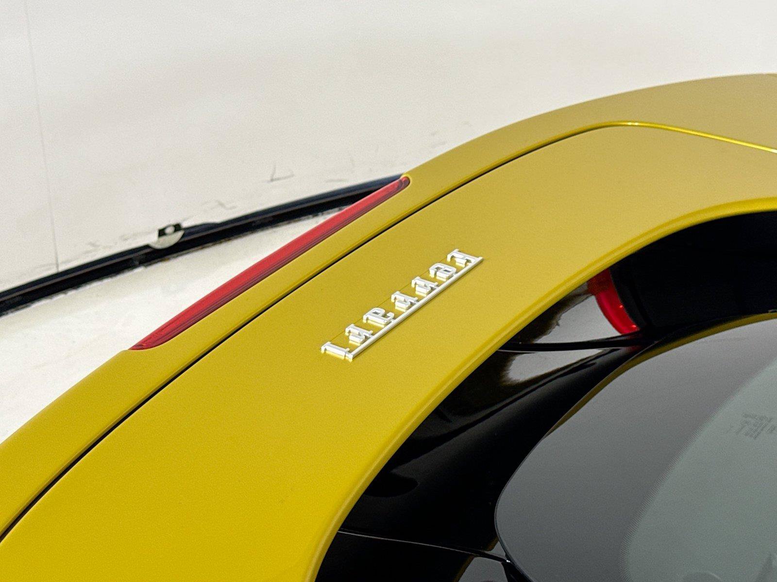 Used 2022 Ferrari SF90 Spider AWD/4WD image 33