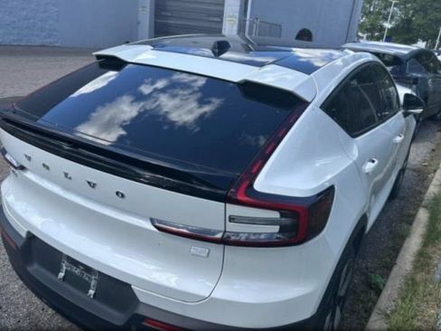 Used 2023 Volvo C40 P8 Recharge Ultimate AWD/4WD image 3