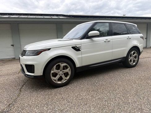 Used 2018 Land Rover Range Rover Sport HSE AWD/4WD image 2