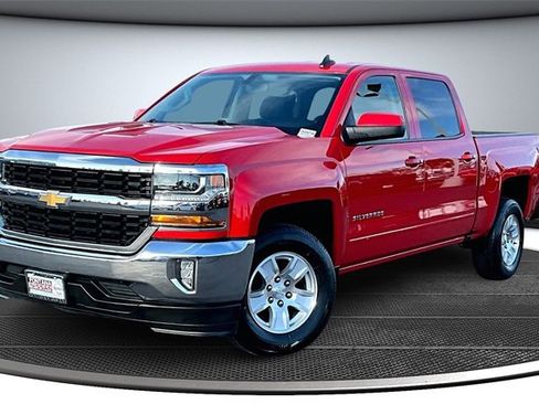 Used 2018 Chevrolet Silverado 1500 LT w/ All Star Edition image 3