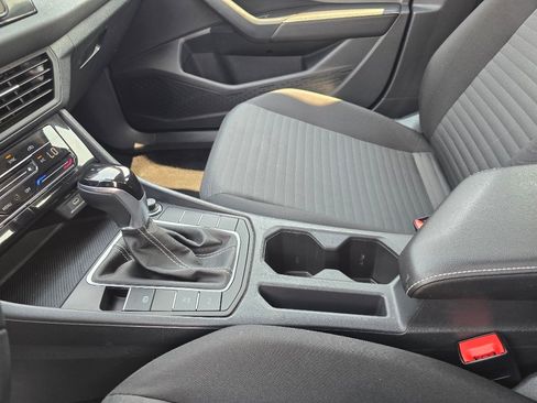 Used 2025 Volkswagen Jetta S FWD image 24