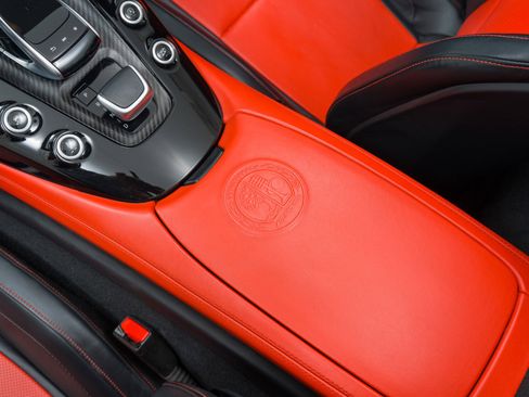 Used 2018 Mercedes-Benz AMG GT C image 29