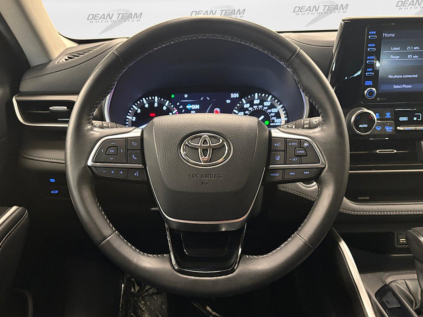 Used 2021 Toyota Highlander XLE FWD image 38