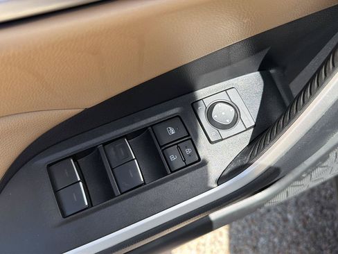Used 2025 Toyota RAV4 XLE Premium FWD image 22
