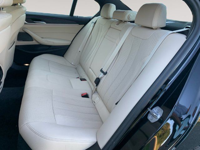 Used 2023 BMW 530i xDrive w/ Premium Package AWD/4WD image 13