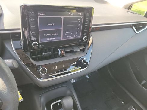 Certified 2022 Toyota Corolla LE FWD image 14