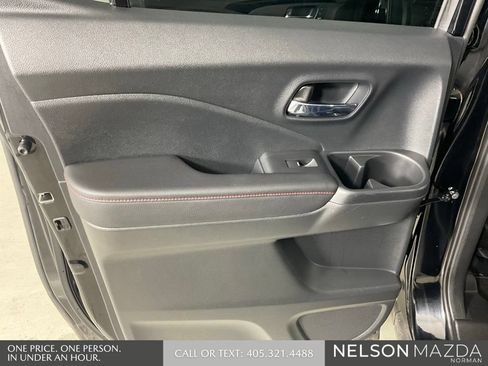 Used 2020 Honda Ridgeline Black Edition image 18