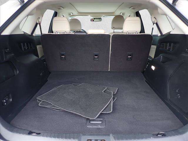 Used 2019 Ford Edge Titanium w/ Equipment Group 301A AWD/4WD image 8