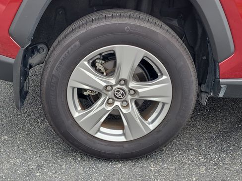 Certified 2025 Toyota RAV4 XLE w/ Convenience Package FWD image 10