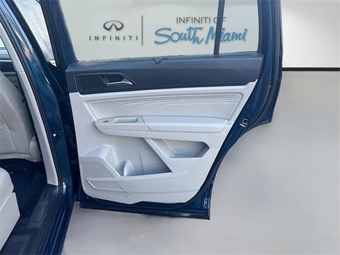 Used 2021 Volkswagen Atlas SE w/ Panoramic Sunroof Package image 32