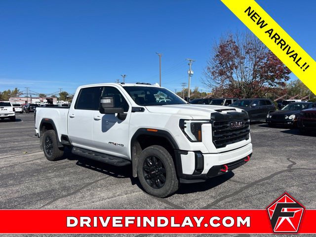 Used 2024 GMC Sierra 2500 AT4 w/ AT4 Preferred Package AWD/4WD image 4