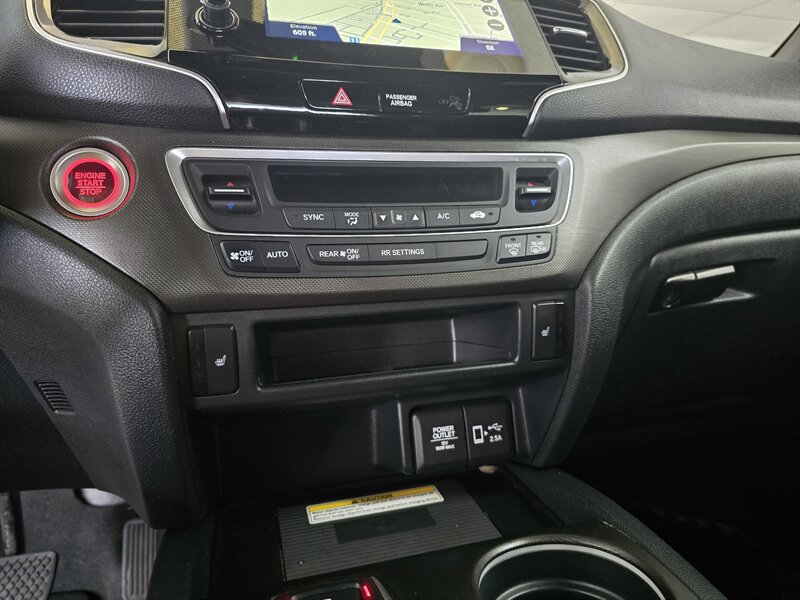 Used 2022 Honda Passport TrailSport image 30