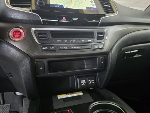 Used 2022 Honda Passport TrailSport image 30
