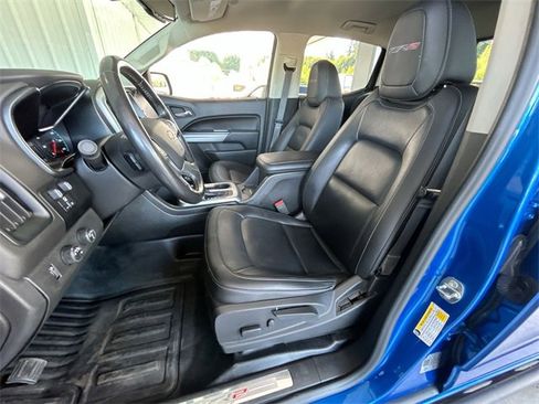 Used 2019 Chevrolet Colorado ZR2 w/ ZR2 Dusk Special Edition image 18