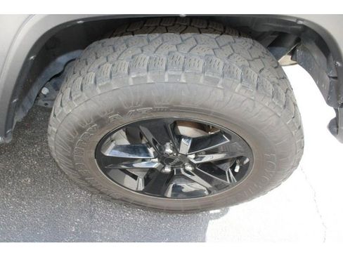 Used 2021 Jeep Wrangler Unlimited Sport image 9