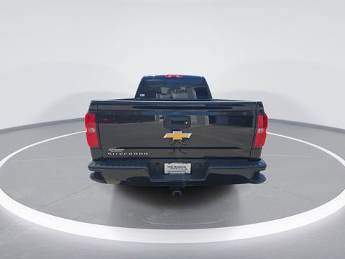 Used 2017 Chevrolet Silverado 1500 Custom image 7