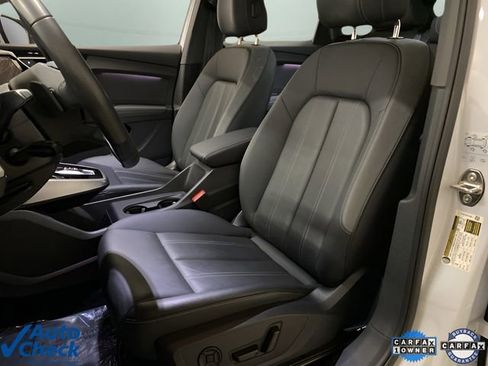 Used 2024 Audi Q4 e-tron Premium Plus w/ Premium Plus image 62