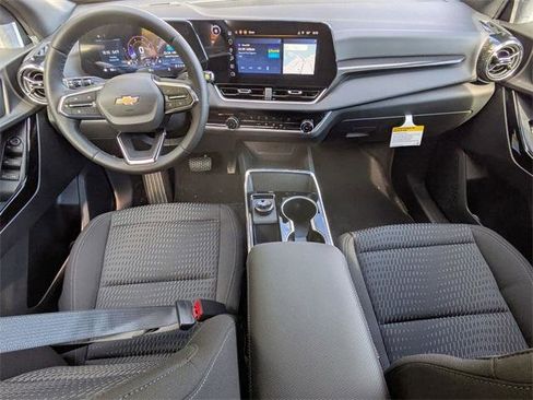 New 2026 Chevrolet Equinox LT image 24