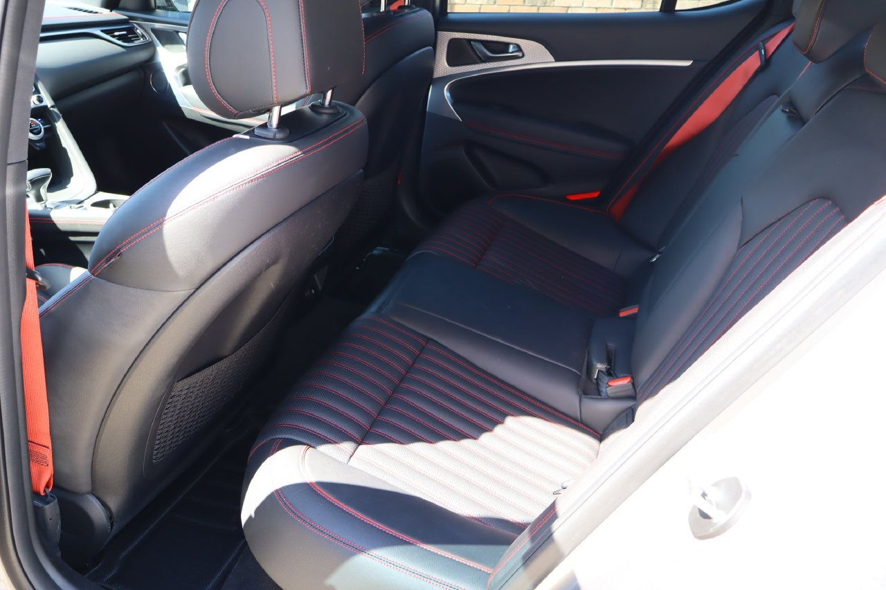 Used 2023 Genesis G70 2.0T w/ Sport Prestige Package RWD image 6