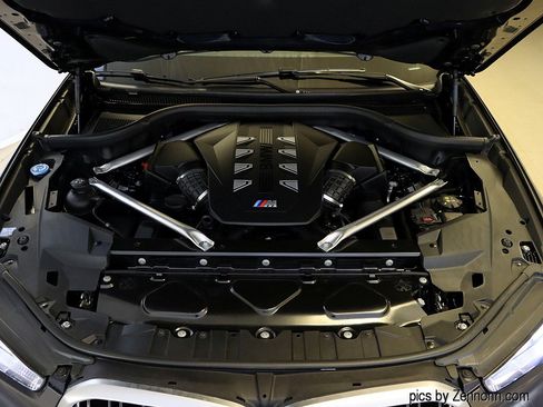 Certified 2025 BMW X6 M60i image 39
