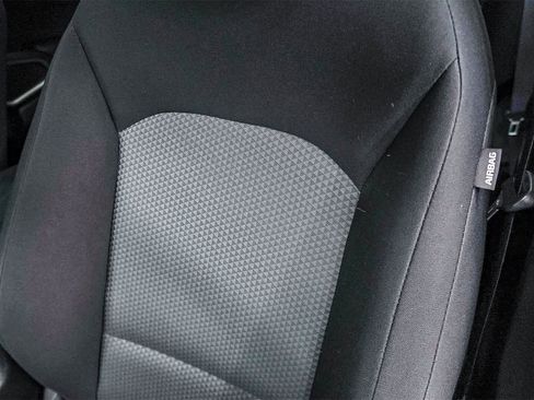 Used 2023 Kia Soul LX image 23