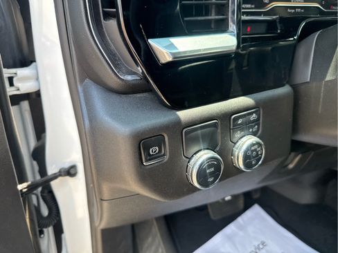 Used 2025 GMC Sierra 1500 SLT RWD image 26
