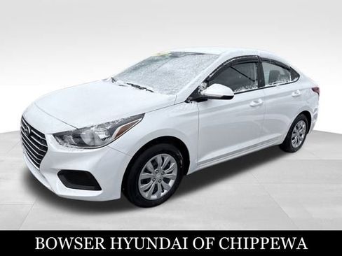 Used 2022 Hyundai Accent SE image 1