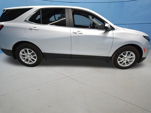 Used 2022 Chevrolet Equinox LT FWD image 36