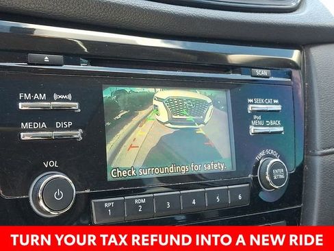 Used 2017 Nissan Rogue SV image 20