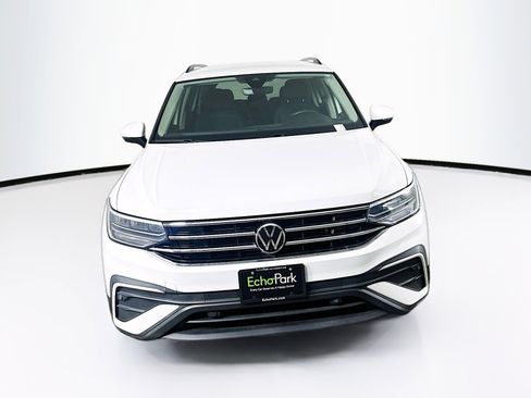 Used 2023 Volkswagen Tiguan S image 2