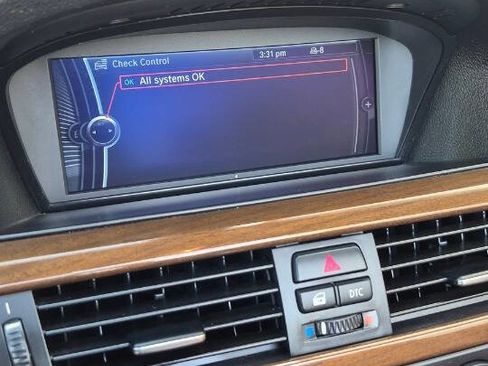 Used 2009 BMW 328i Convertible image 42