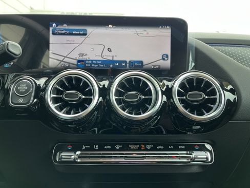 Certified 2025 Mercedes-Benz GLA 35 AMG 4MATIC image 28