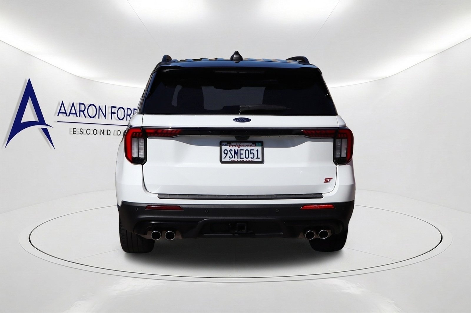 Used 2025 Ford Explorer ST RWD image 5