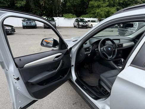 Used 2013 BMW X1 xDrive28i image 12