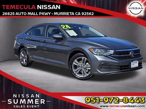 Used 2024 Volkswagen Jetta SE FWD image 1