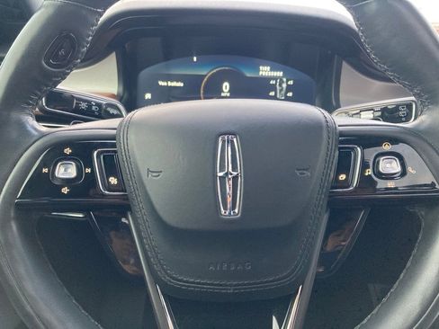 Used 2021 Lincoln Aviator Reserve w/ Equipment Group 210A image 19