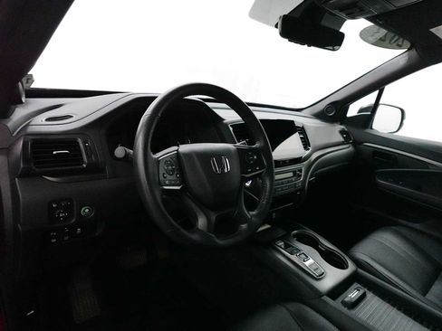Used 2023 Honda Passport TrailSport image 15