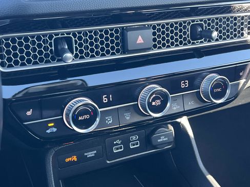 Certified 2022 Honda Civic Touring image 16