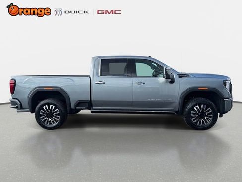 New 2026 GMC Sierra 2500 Denali Ultimate AWD/4WD image 2