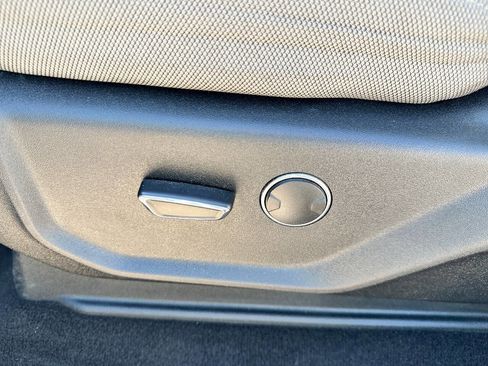 Used 2019 Ford F250 XLT w/ XLT Value Package image 26