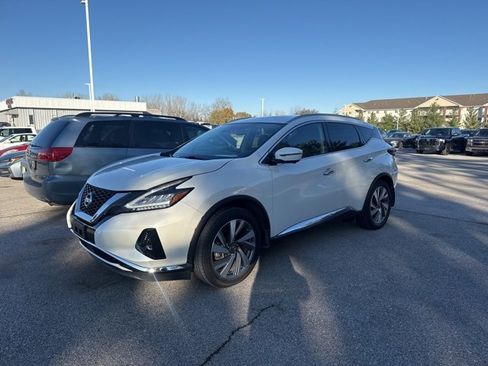 Used 2020 Nissan Murano SL w/ Moonroof Package image 2