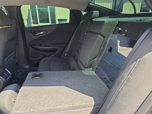 Used 2016 Chevrolet Malibu LT image 30