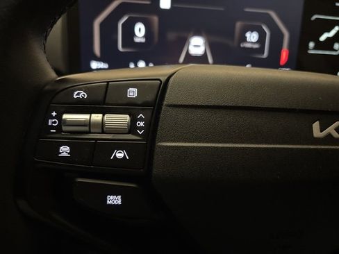 Certified 2025 Kia K4 EX image 13