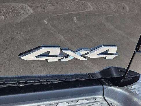 New 2026 RAM 2500 Tradesman AWD/4WD image 16