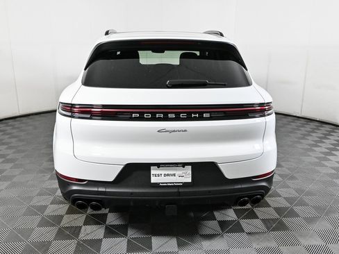 New 2025 Porsche Cayenne image 35