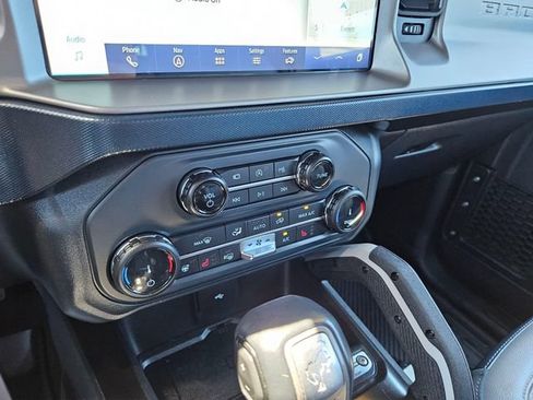 Used 2022 Ford Bronco Outer Banks AWD/4WD image 30